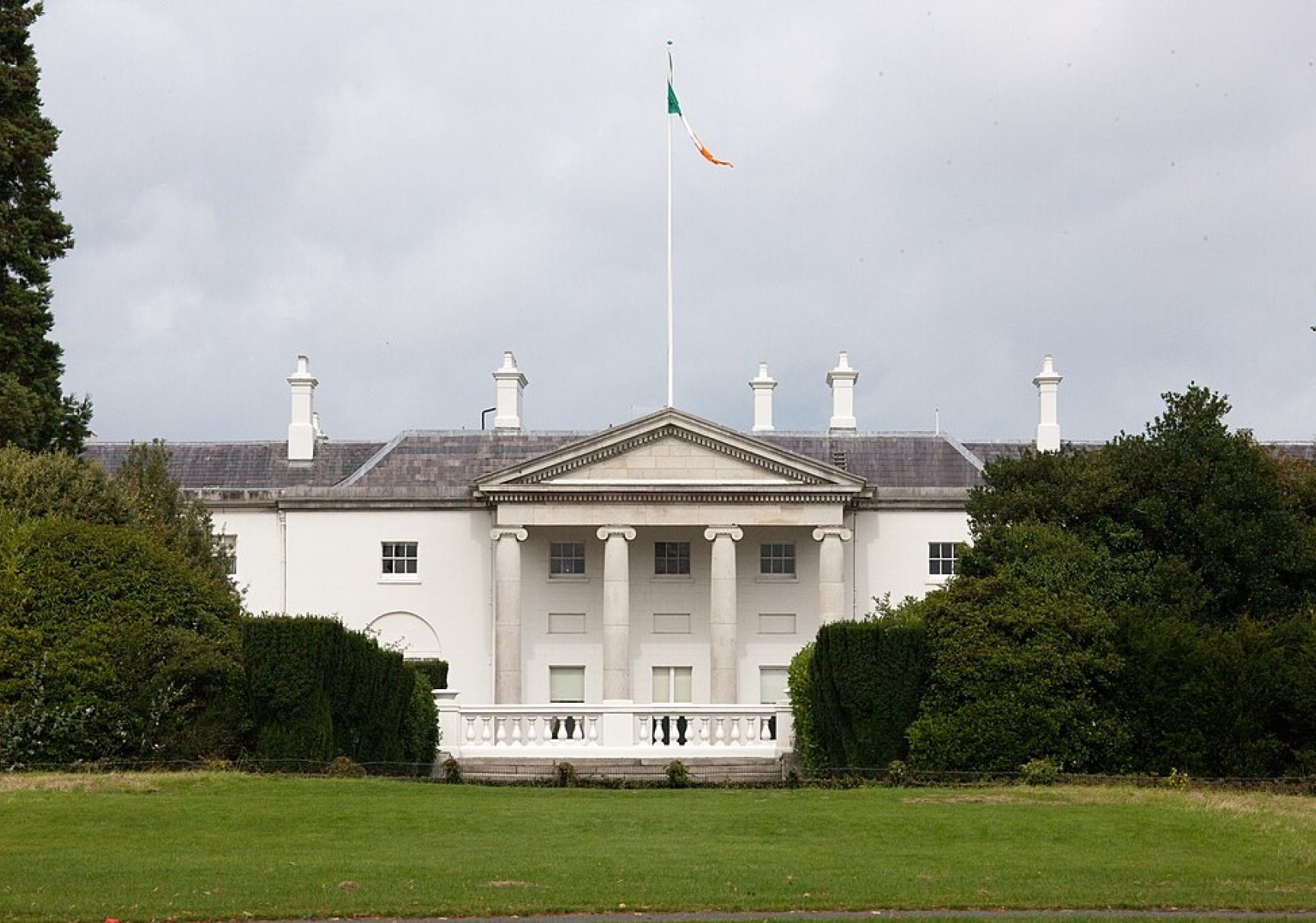 Áras an Uachtaráin 2010 William Murphy Wiki Commons